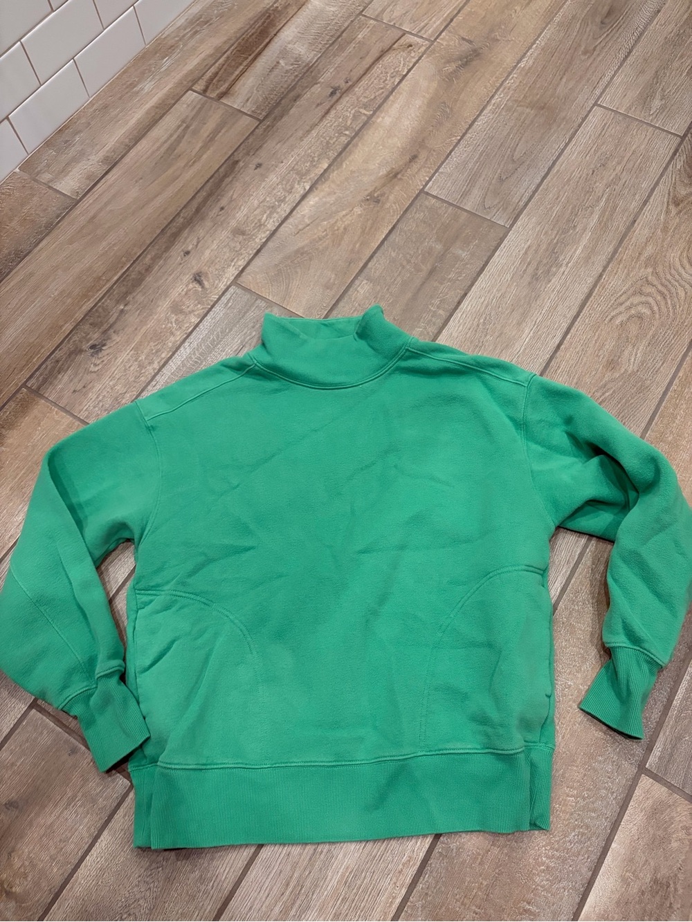 Offline By Aerie Green sweatshirt XXS